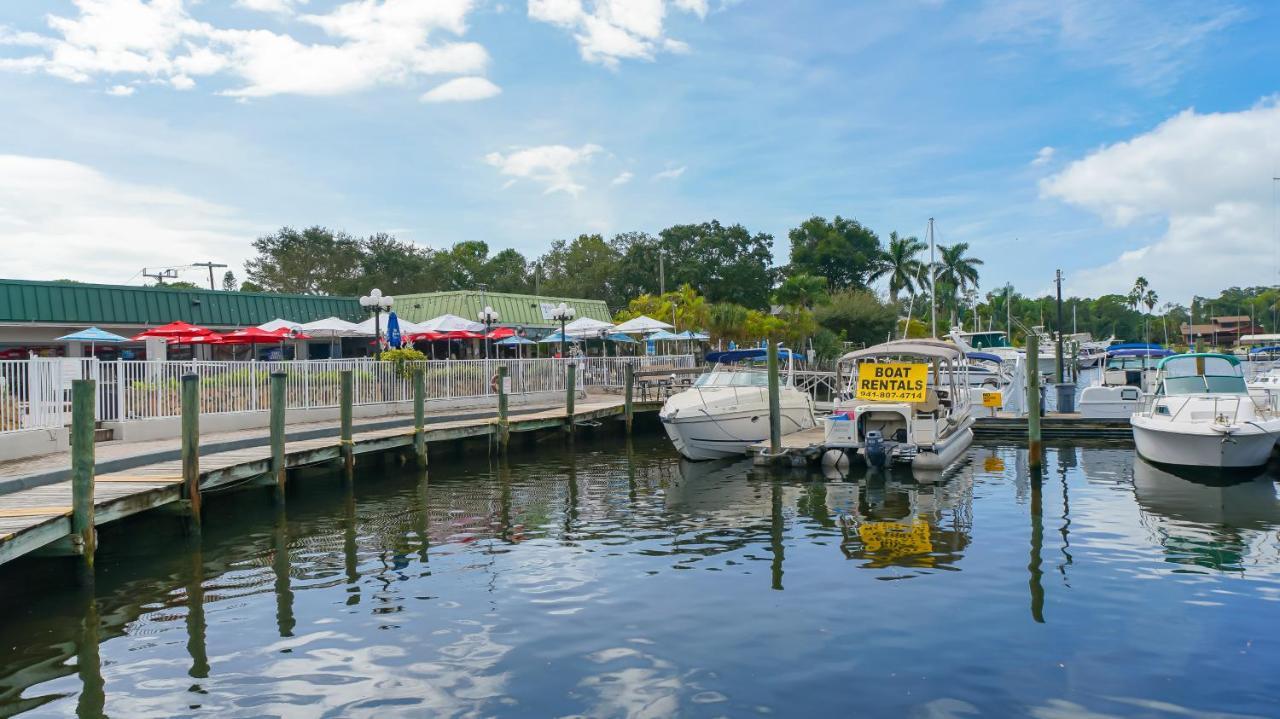 Waterfront Room, Heated Pool, Tiki Bar & Grill South Bradenton Exterior photo
